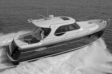 İtalya, Fiumicino (Roma), 12 Mart 2007, Newport 46 ABATI YACHTS lüks yat, hava manzaralı - EDITORIAL