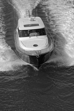 İtalya, Fiumicino (Roma), 12 Mart 2007, Newport 46 ABATI YACHTS lüks yat, hava manzaralı - EDITORIAL