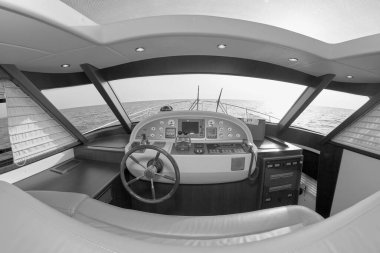 İtalya, Tuscany, Viareggio, 12 Mart 2007, Newport 46 ABATI YACHTS lüks yat, restoran, sürücü konsolu