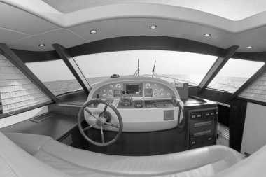 İtalya, Tuscany, Viareggio, 12 Mart 2007, Newport 46 ABATI YACHTS lüks yat, restoran, sürücü konsolu