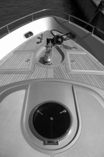 Italy Fiumicino Rome Alfamarine Luxury Yacht Bow Winch Anchor Chain — Zdjęcie stockowe