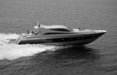 İtalya, Fiumicino (Roma), 3 Mayıs 2005, ALFAMARINE 78 lüks yatta, hava manzaralı - EDITORIAL