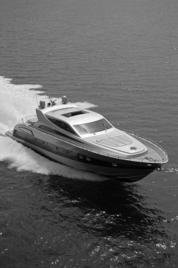 İtalya, Fiumicino (Roma), 3 Mayıs 2005, ALFAMARINE 78 lüks yat, hava manzarası - EDITORIAL