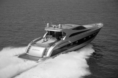 İtalya, Fiumicino (Roma), 3 Mayıs 2005, ALFAMARINE 78 lüks yatta, hava manzaralı - EDITORIAL