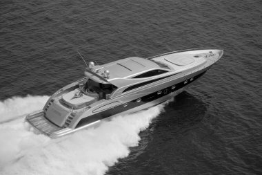 İtalya, Fiumicino (Roma), 3 Mayıs 2005, ALFAMARINE 78 lüks yatta, hava manzaralı - EDITORIAL