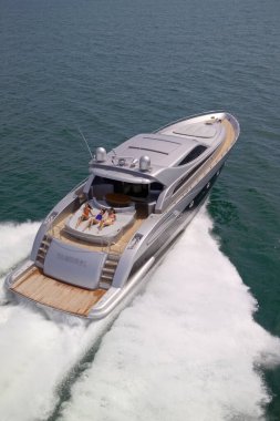 İtalya, Fiumicino (Roma), 3 Mayıs 2005, ALFAMARINE 78 lüks yatta, hava manzaralı - EDITORIAL