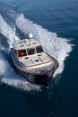 İtalya, Toskana, Viareggio; 12 Ocak 2006, ABATI YACHTS PORTLAND 55 Istakoz Lüks yat, hava manzaralı