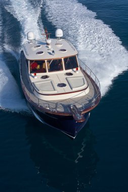 İtalya, Toskana, Viareggio; 12 Ocak 2006, ABATI YACHTS PORTLAND 55 Istakoz Lüks yat, hava manzaralı