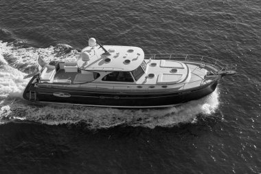 İtalya, Toskana, Viareggio; 12 Ocak 2006, ABATI YACHTS PORTLAND 55 Istakoz Lüks yat, hava manzaralı