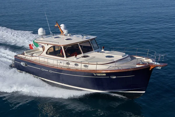 Italia Toscana Viareggio Gennaio 2006 Abati Yachts Portland Lobster Yacht — Foto Stock