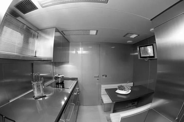 Франция Канны Сентября 2005 Cnm Continental Luxury Yacht Kitchen Area — стоковое фото