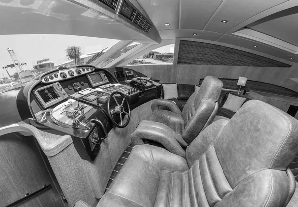 Italy Fiumicino Rome July 2006 Alfamarine Luxury Yacht Dinette Cockpit — Stock Photo, Image