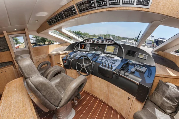 Italy Fiumicino Rome July 2006 Alfamarine Luxury Yacht Dinette Cockpit — Stock Photo, Image