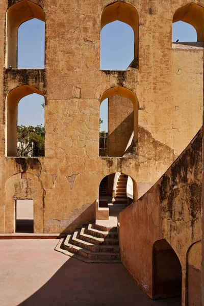 印度拉贾斯坦邦 斋浦尔 天文观测台 Jantar Mantar 由Maharajah Jai Singh Ii建于1727 1734年 — 图库照片