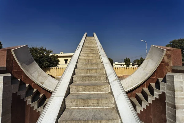 Indie Rajasthan Jaipur Obserwatorium Astronomiczne Jantar Mantar Zbudowane Przez Maharadżę — Zdjęcie stockowe