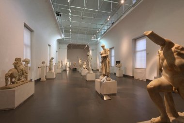 İtalya, Roma, Massimo Sarayı, Roma heykelleri sergisi