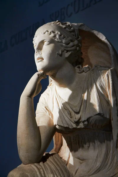 Италия Рим Дворец Массимо Римская Статуя — стоковое фото