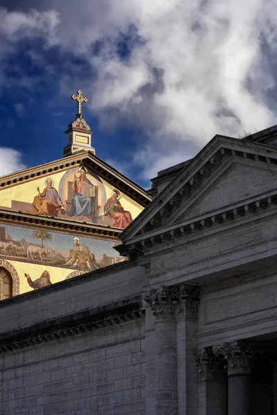 Antik Mimari Sanat Bazilika Bina Katedral Katolik Katolik Hıristiyanlık Hıristiyanlık — Stok fotoğraf