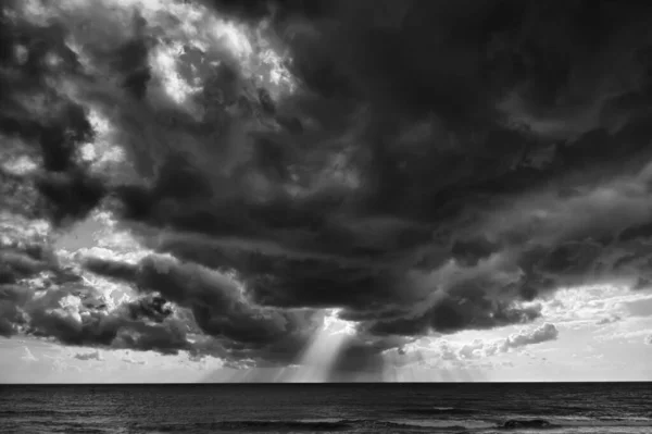 Italië Sicilië Middellandse Zee Zuidkust Donkere Wolken Lucht — Stockfoto