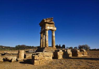 İtalya, Sicilya, Agrigento, Yunan Tapınak Vadisi, Castore ve Polluce Tapınağı (Hera Tapınağı)