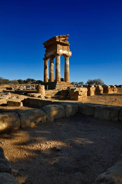 イタリア シチリア アグリジェント ギリシャ寺院谷 カストア ポリュース寺院 ヘラ寺院 — ストック写真