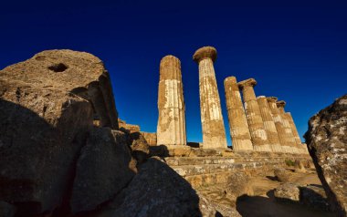İtalya, Sicilya, Agrigento, Yunan Tapınak Vadisi, Herkül Tapınağı sütunları