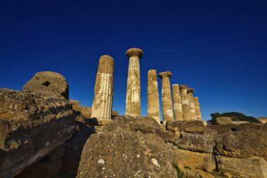 İtalya, Sicilya, Agrigento, Yunan Tapınak Vadisi, Herkül Tapınağı sütunları