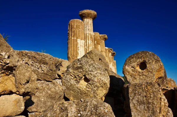 イタリア シチリア島 アグリジェント ギリシャの寺院の谷 ヘラクレス神殿の列 — ストック写真