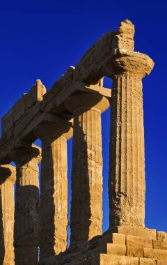 İtalya, Sicilya, Agrigento, Yunan Tapınak Vadisi, Juno Tapınağı (MÖ 480-420).)