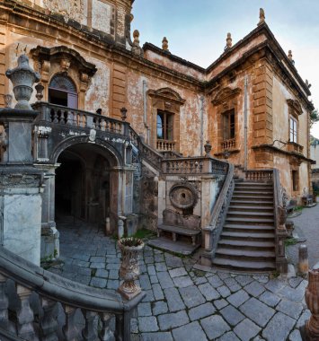 İtalya, Sicilya, Bagheria (Palermo), Villa Palagonia (1715 AC)