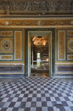 İtalya, Sicilya, Bagheria (Palermo), Villa Palagonia (1715 AC), ayna salonu