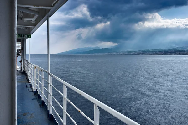 Italië Sicilië Sicilië Kanaal Uitzicht Messina Siciliaanse Kust Vanaf Het — Stockfoto