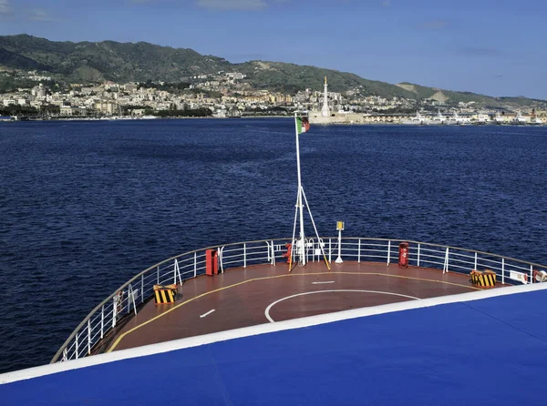 Olaszország Szicília Messina Kilátás Városra Kikötőre Szicíliát Itáliai Félszigettel Összekötő — Stock Fotó