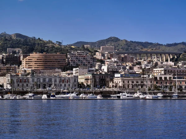 Itálie Sicílie Messina Pohled Město Přístav Moře — Stock fotografie