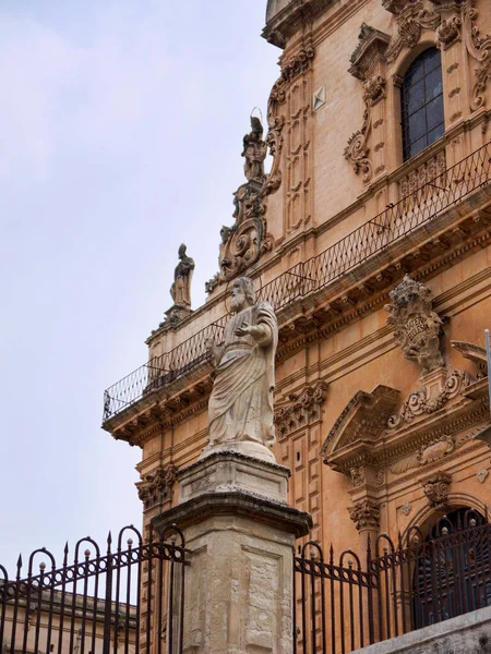 Italy Sicily Modica Ragusa Province Peter Cathedral Baroque Facade Statue — Stock Photo, Image