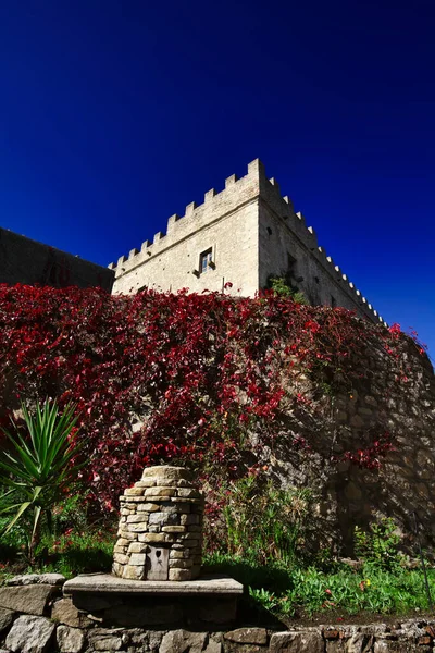 Italia Sicilia Montalbano Elicona Provincia Messina Castillo Aragonés —  Fotos de Stock