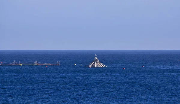 意大利 西西里 地中海 波托帕洛迪卡波索 近海水产养殖厂 — 图库照片