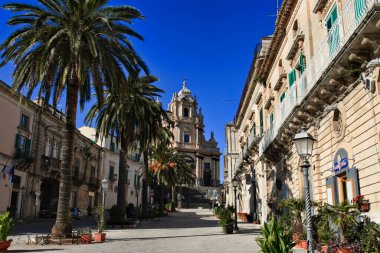 İtalya, Sicilya, Ragusa İbla, St. George Katedral Meydanı