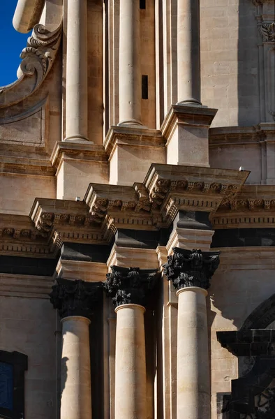 Itálie Sicílie Ragusa Ibla Katedrála Jiří Barokní Kamenné Ozdoby — Stock fotografie