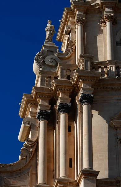 Włochy Sycylia Ragusa Ibla Katedra Jerzego Barokowe Ozdoby Kamienia — Zdjęcie stockowe