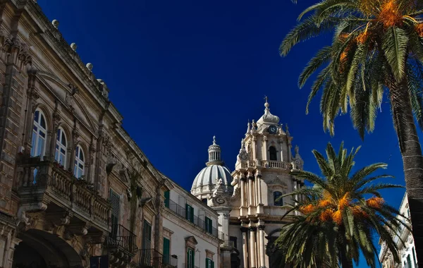 Italia Sicilia Ragusa Ibla Cattedrale San Giorgio Palazzi Barocchi Piazza — Foto Stock