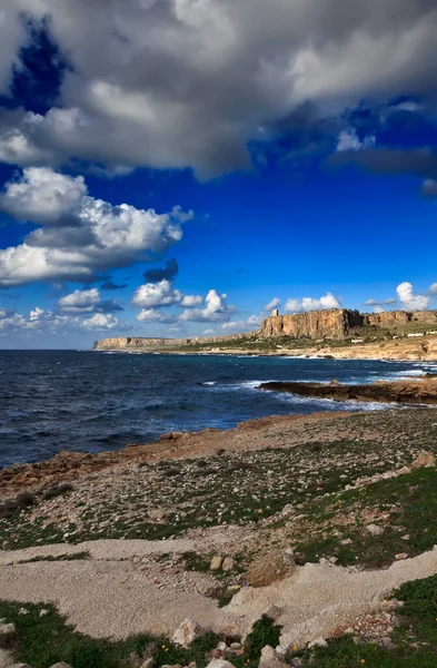 Itália Sicília Mar Tirreno Vista Costa Rochosa Perto Vito Capo — Fotografia de Stock