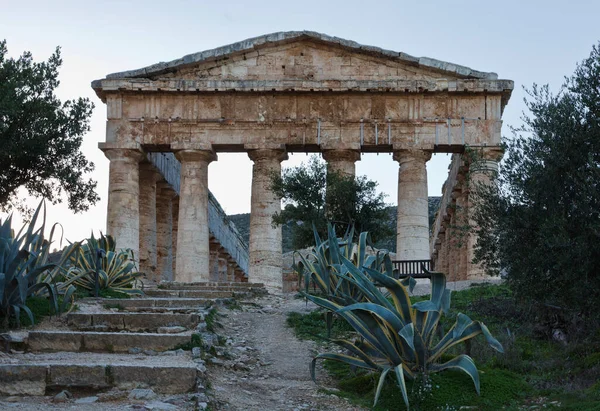 Italien Sicilien Segesta Greklands Tempel — Stockfoto