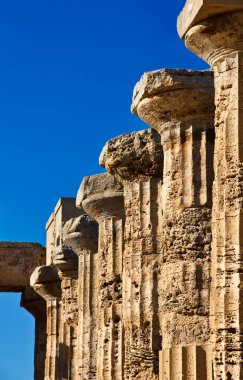 İtalya, Sicilya, Selinunte, Yunan Hera Tapınağı (MÖ 409).)