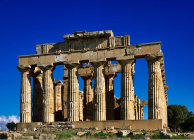 İtalya, Sicilya, Selinunte, Yunan Hera Tapınağı (MÖ 409).)