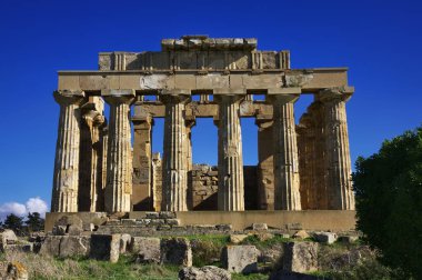 İtalya, Sicilya, Selinunte, Yunan Hera Tapınağı (MÖ 409).)