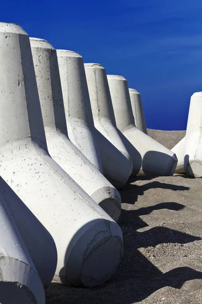 Itálie Sicílie Provincie Messina Betonové Tetrapody Pláži Blízkosti Přístavu Výstavbě — Stock fotografie