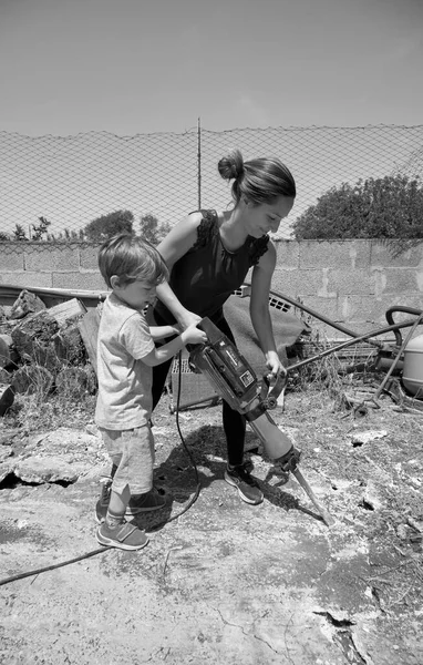 Italien Sizilien Marina Ragusa Provinz Ragusa Mutter Und Sohn Mit — Stockfoto
