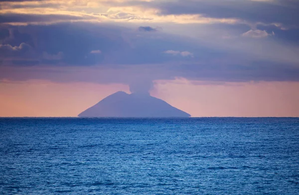 Italy Tyrrhenian Sea Aeolian Islands View Stromboli Island Calabria Coast — Stock Photo, Image