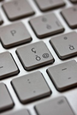 Bilgisayar klavyesi kapatma, internet